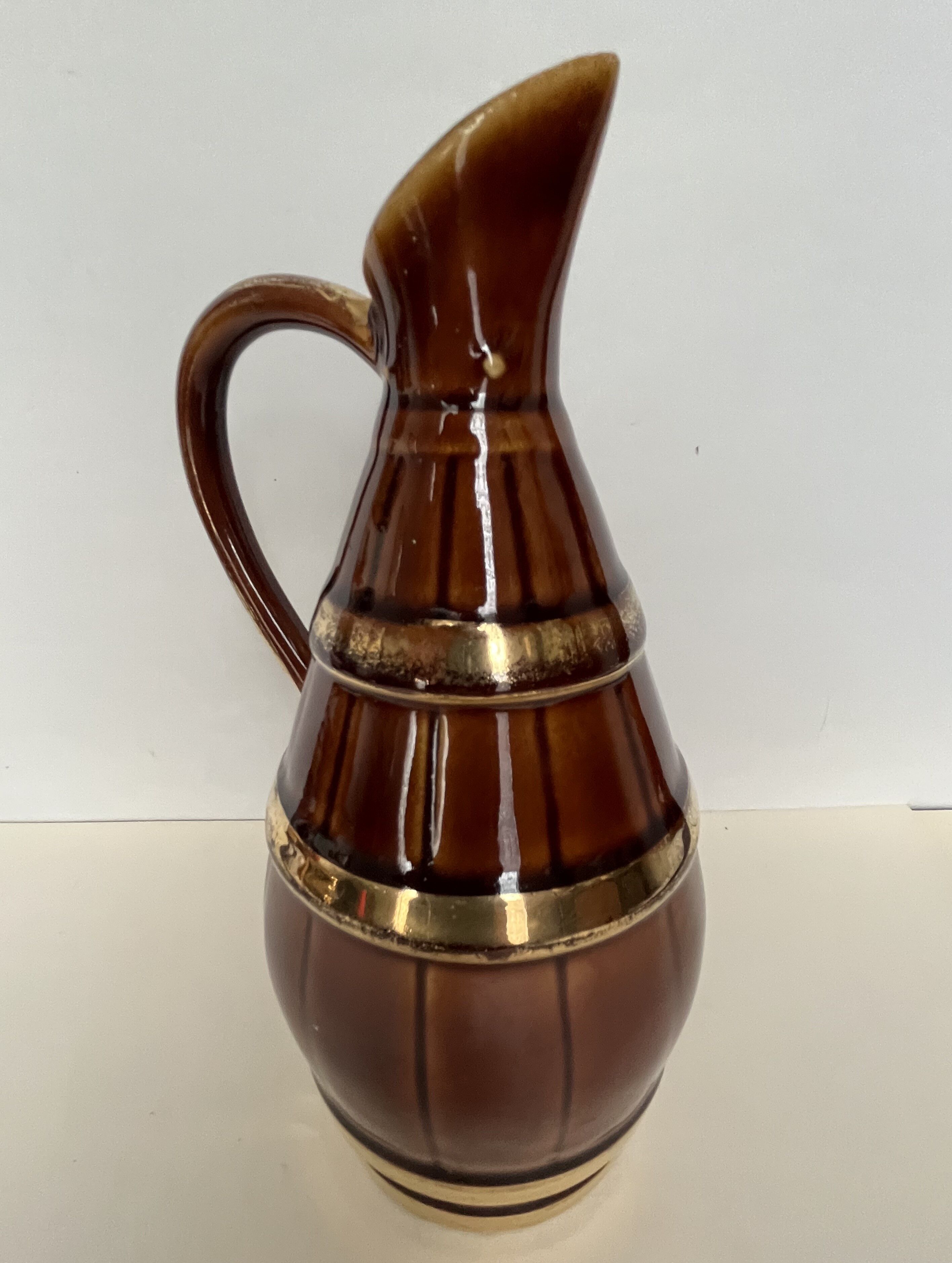 Pichet en céramique vintage