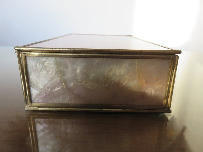 Pink mother-of-pearl and brass box 70s