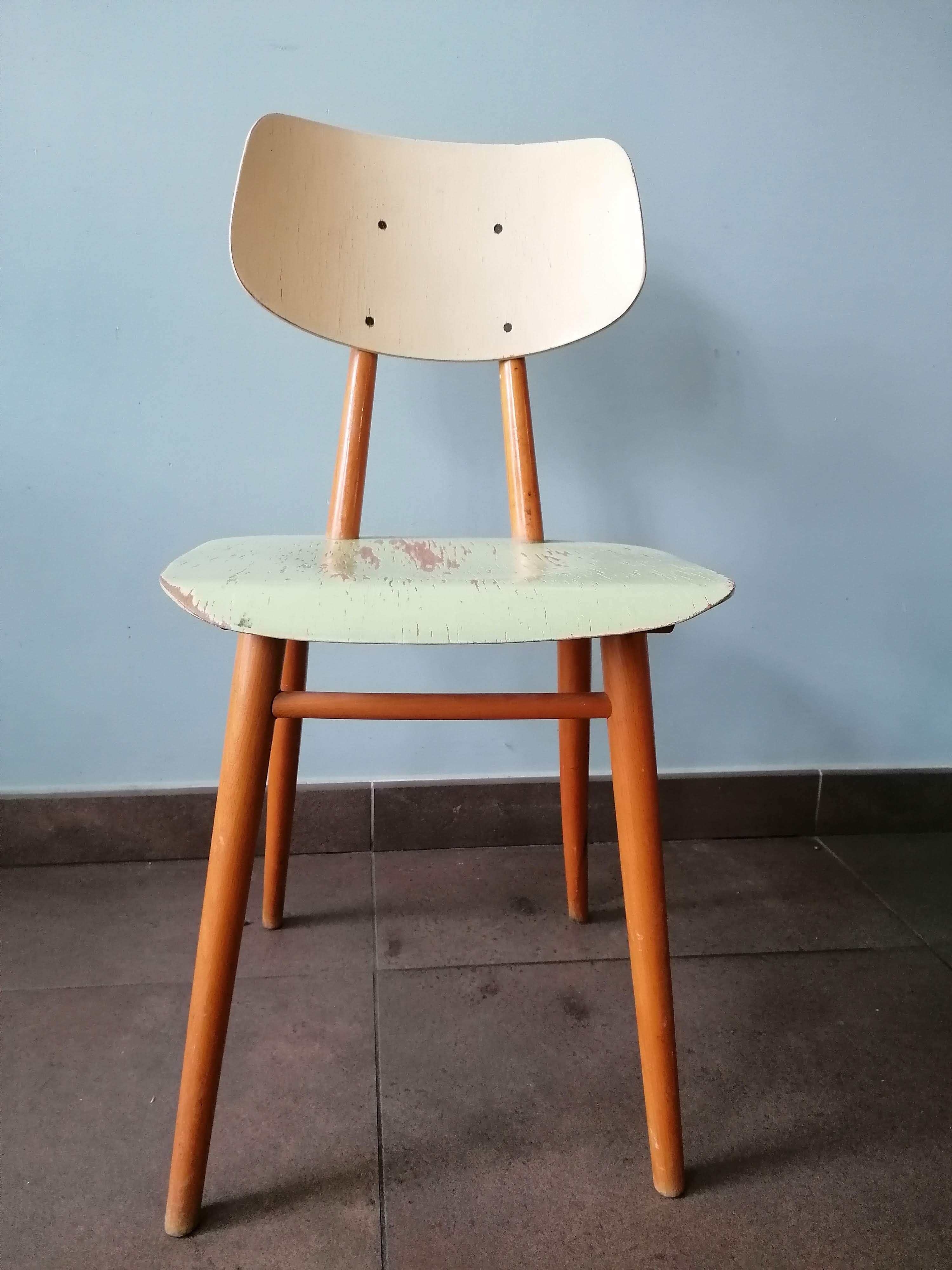 Vintage wooden chair, Ton (Thonet) ex Czechoslovakia, 1960