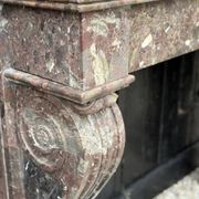 Cheminée Charles X en marbre de Waulsort, XIXème siècle