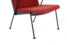 Wim Rietveld for Ahrend de Cirkel 'Oase' armchair | dutch design