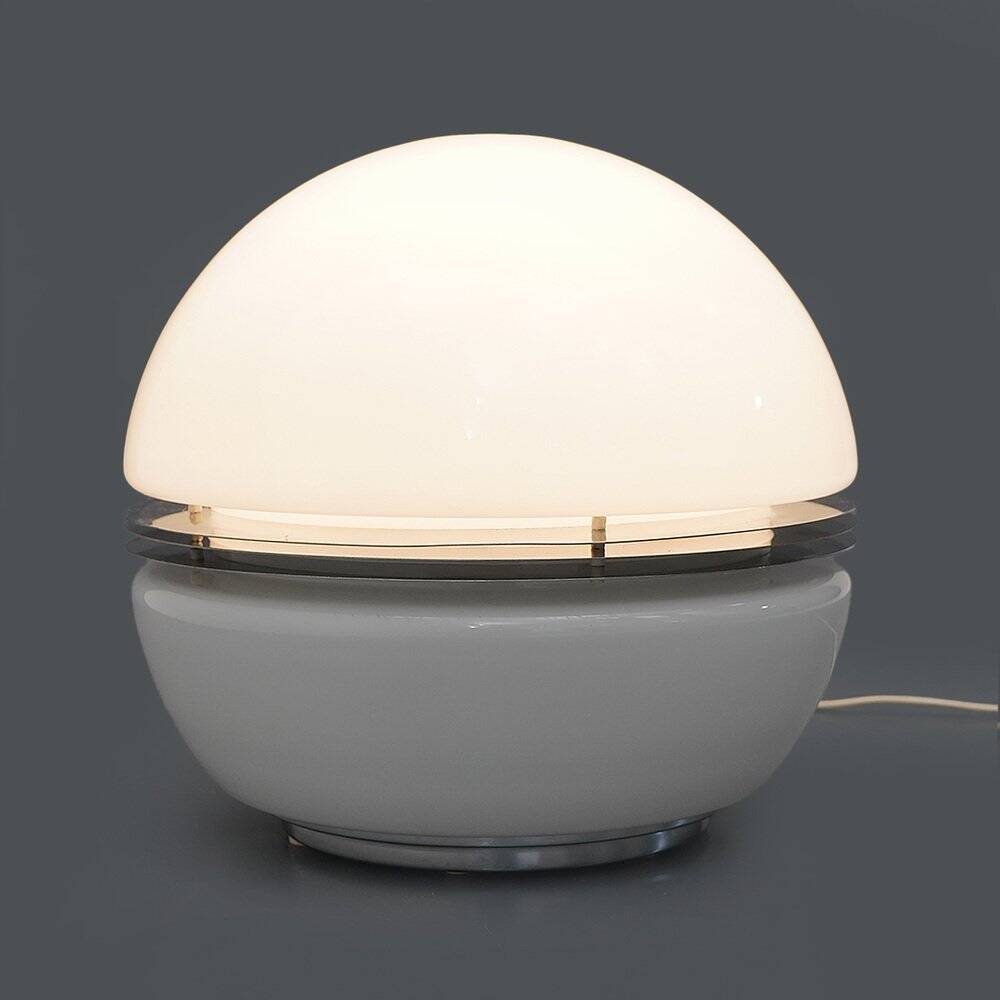 White glass table lamp by Enrico Tronconi for Tronconi, 1970s.