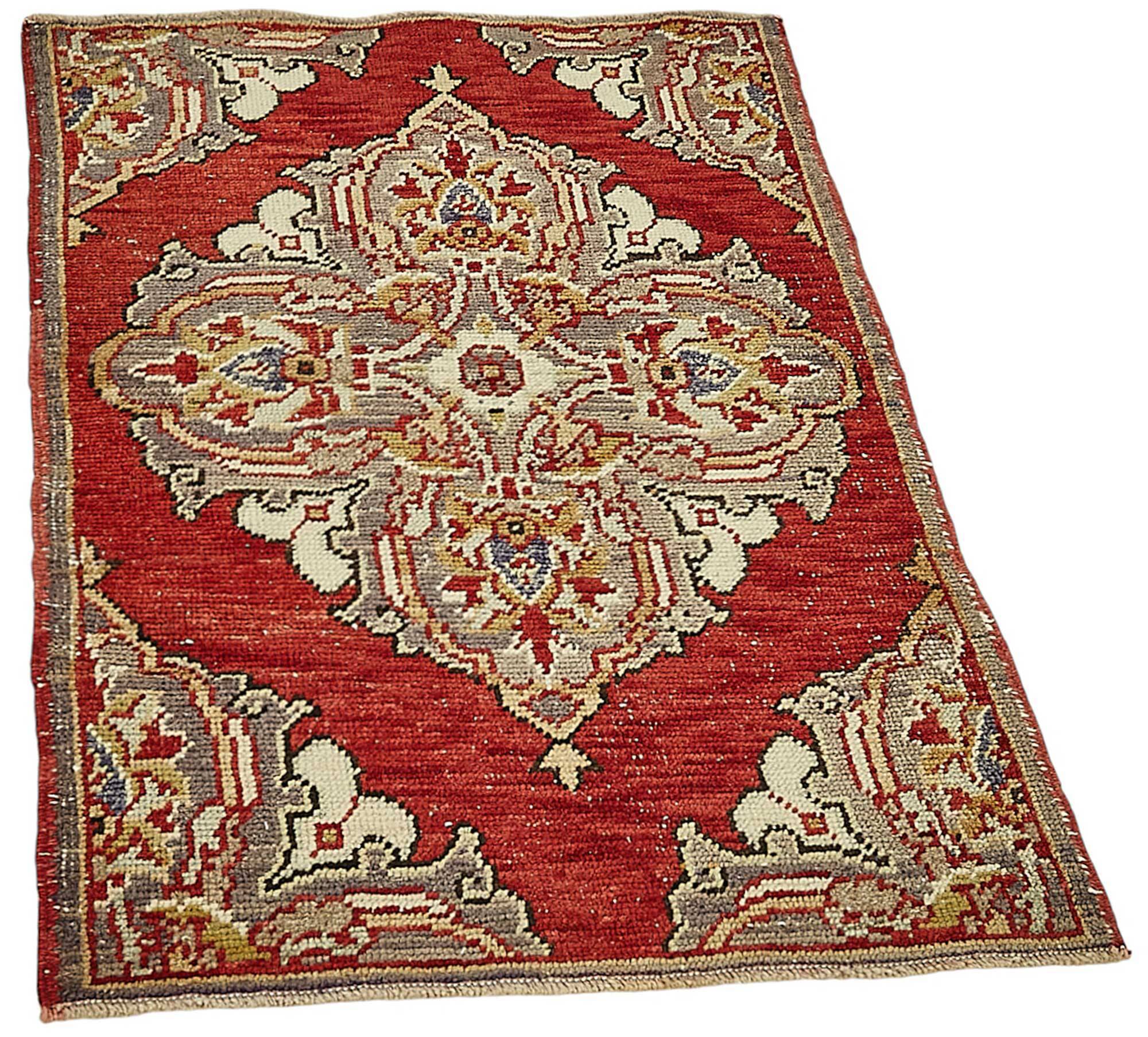 Turkish Vintage Anatolian Rug 69 cm x 101 cm