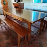 Solid oak table and its 2 benches