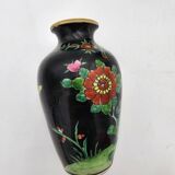Pair of Japanese porcelain vases circa 1920
