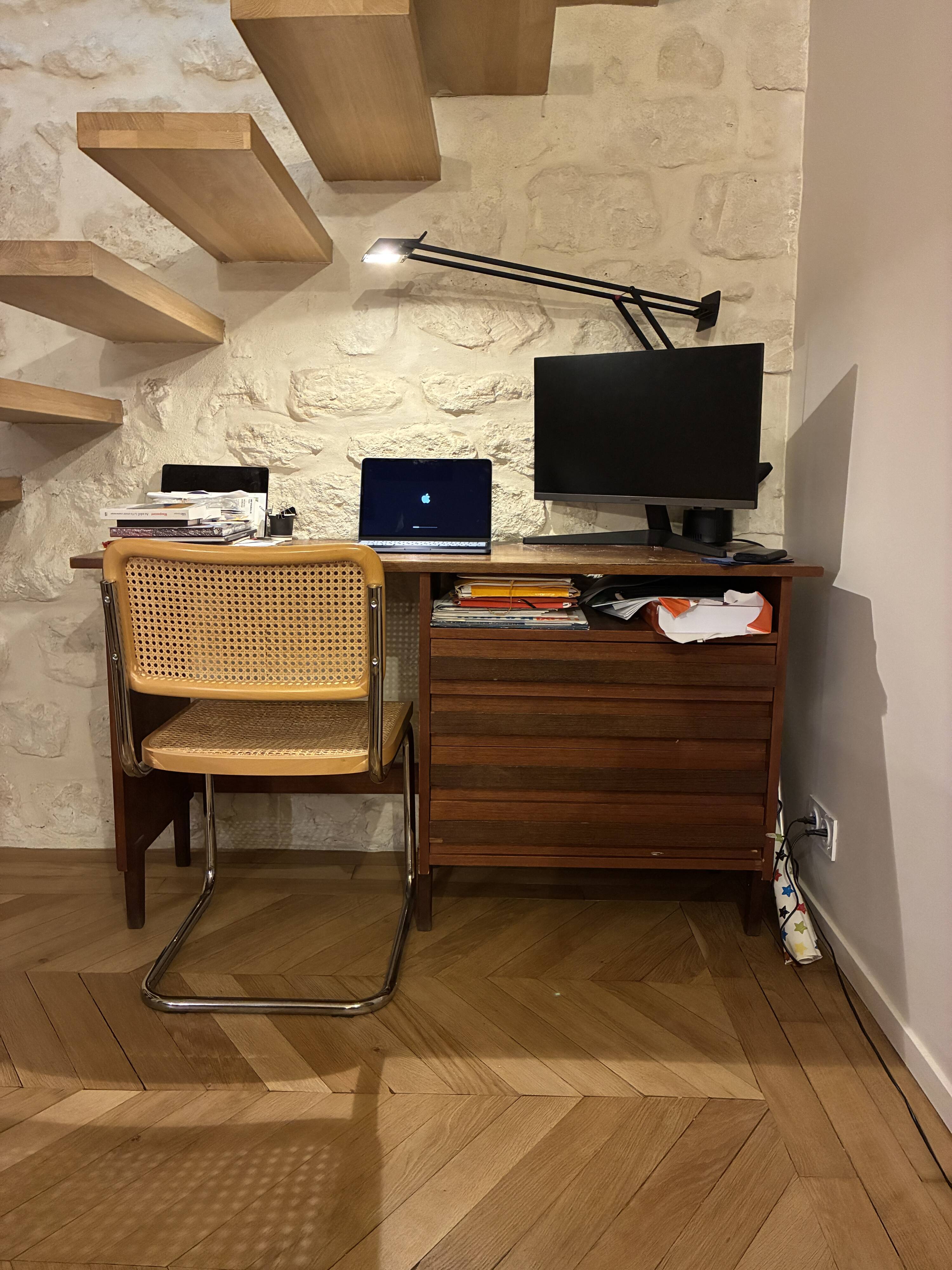 1960s desk. Very good overall condition.
