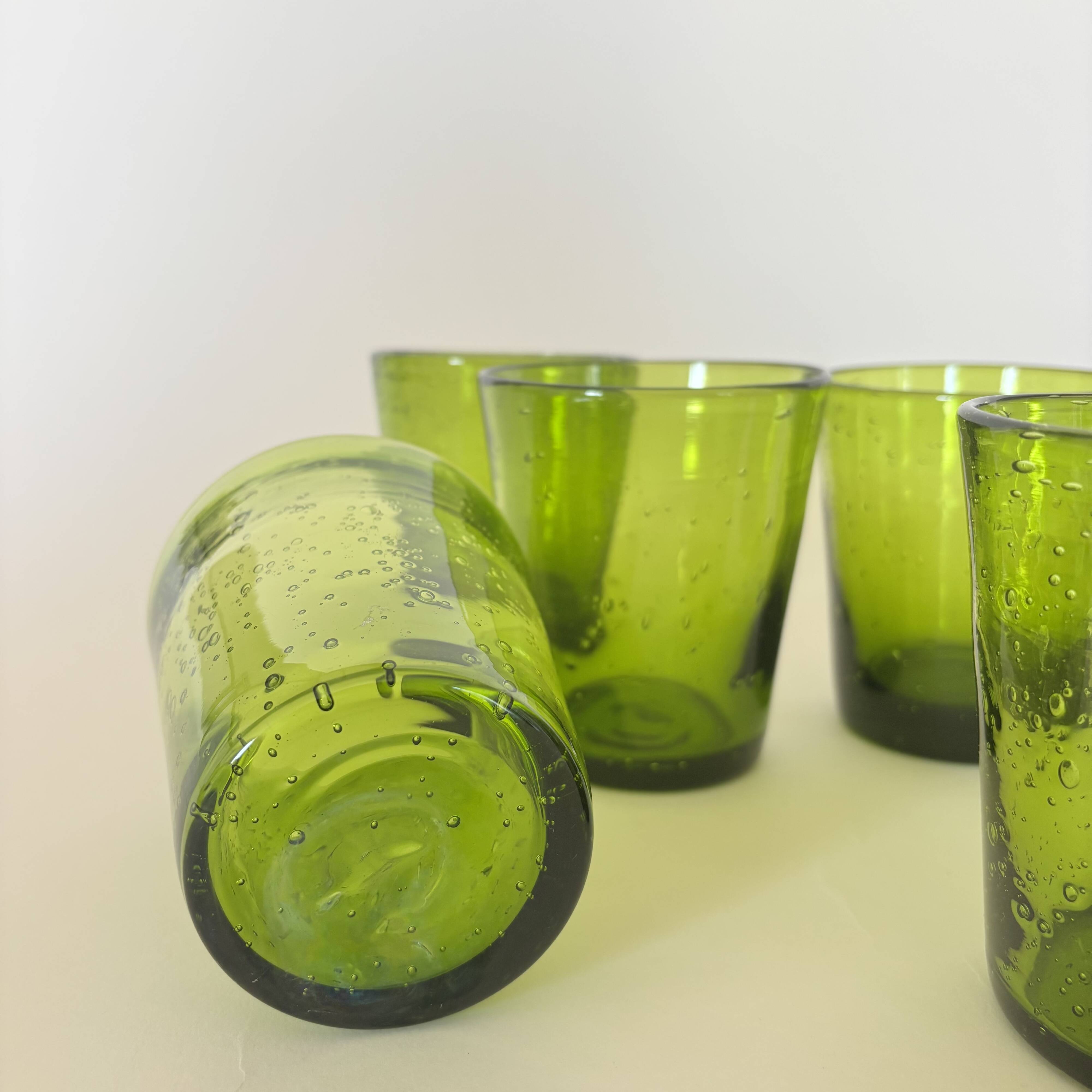 Lot de 7 verres Biot vert