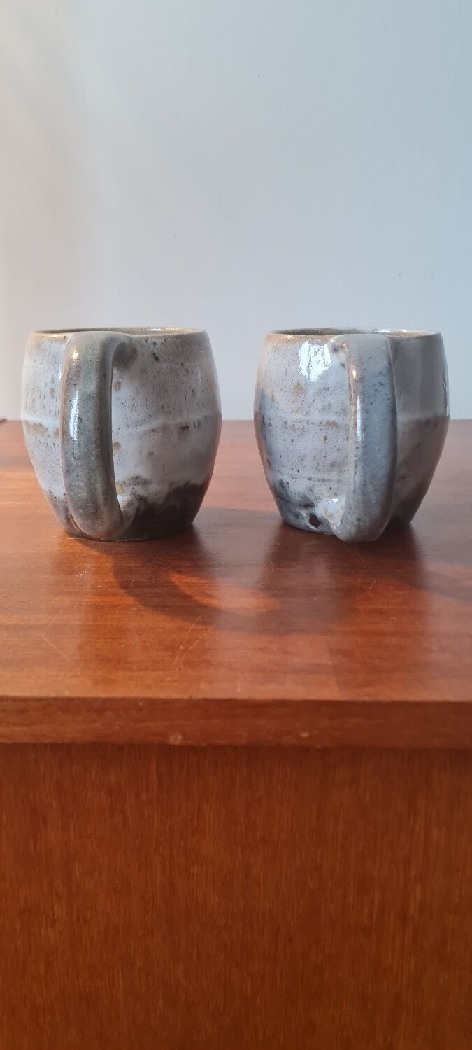 Glazed stoneware mugs