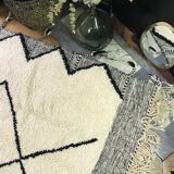 Beniouarain edge kilim rug 150x250cm