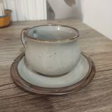 Cups + saucers
