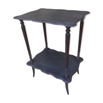 Patinated pedestal table