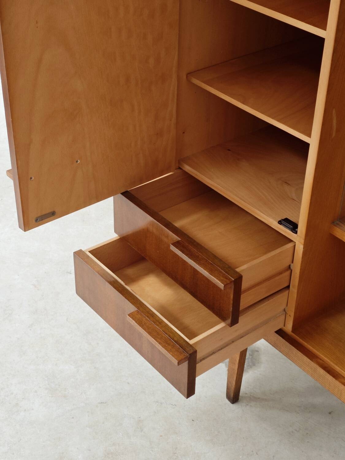 High Buffet Dresser Frantisek Mezulanik for Up Zavody 1960