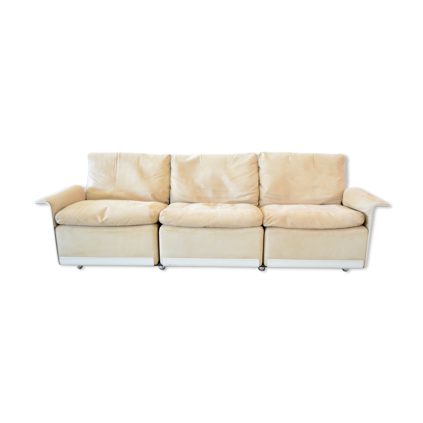 Vitsoe 620 sofa