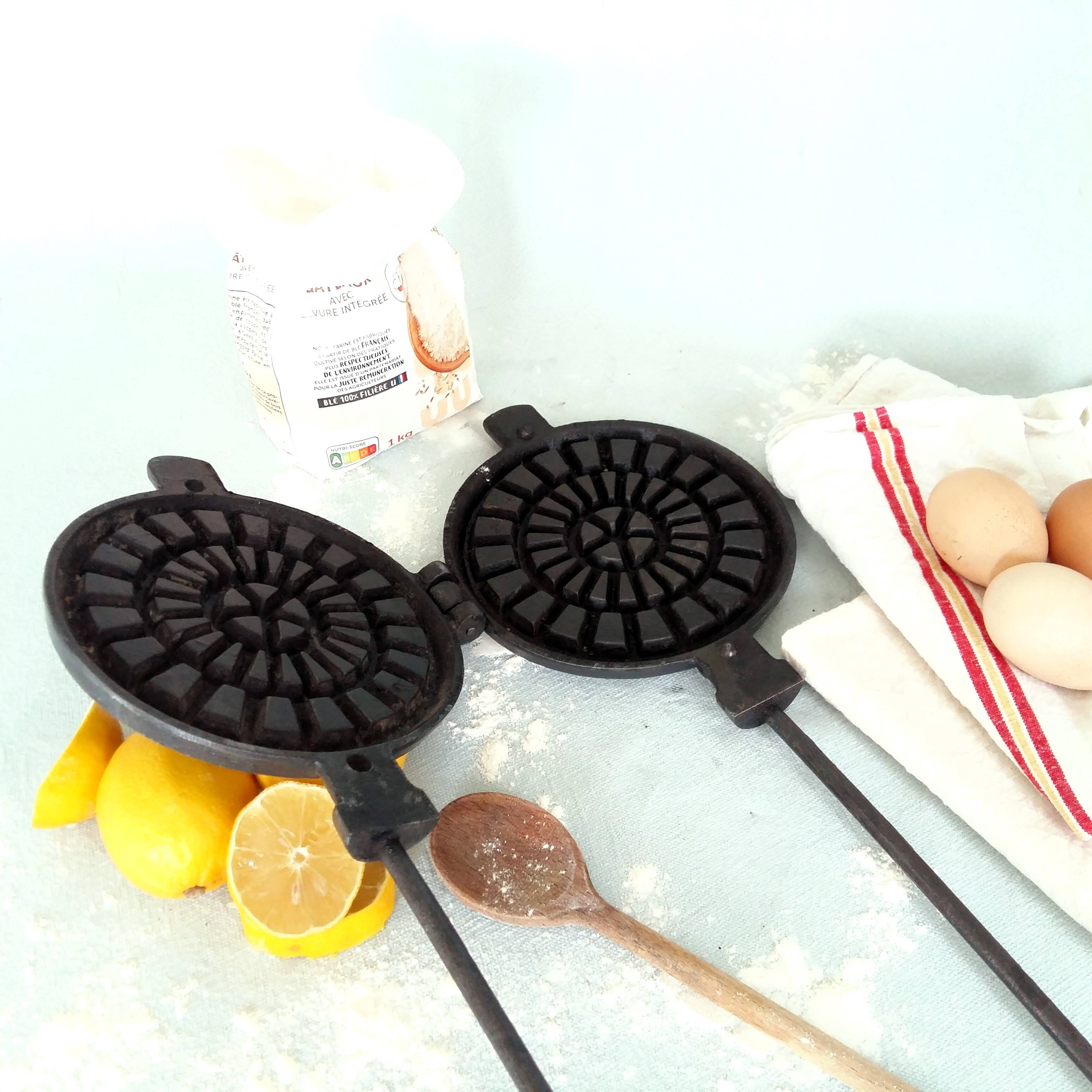 Antique Waffle Iron. French Godin Waffle Maker. Cast Iron Waffle Pan.
