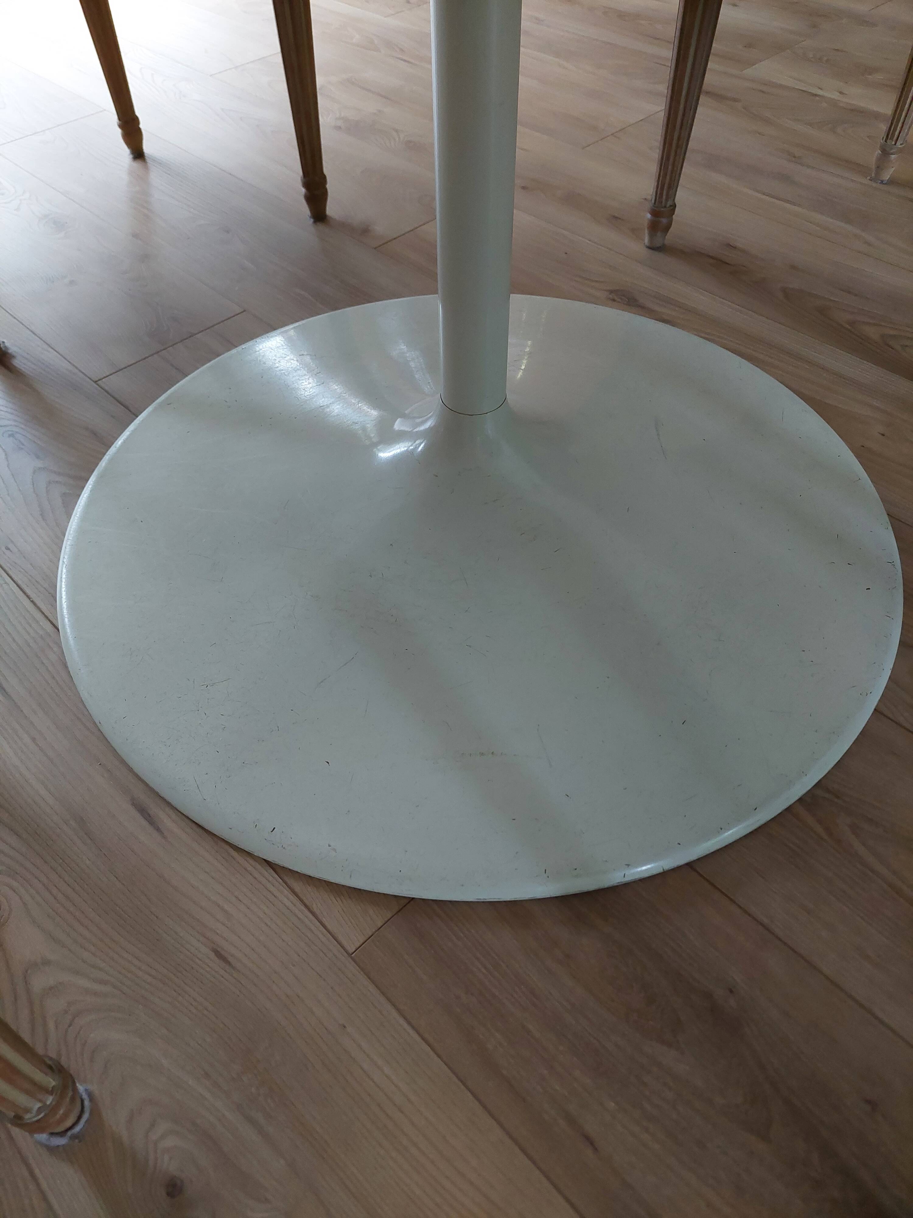 Table circle