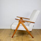 Vintage armchair B-310 VAR white structural boucle 1970s - natural wood in beech colour