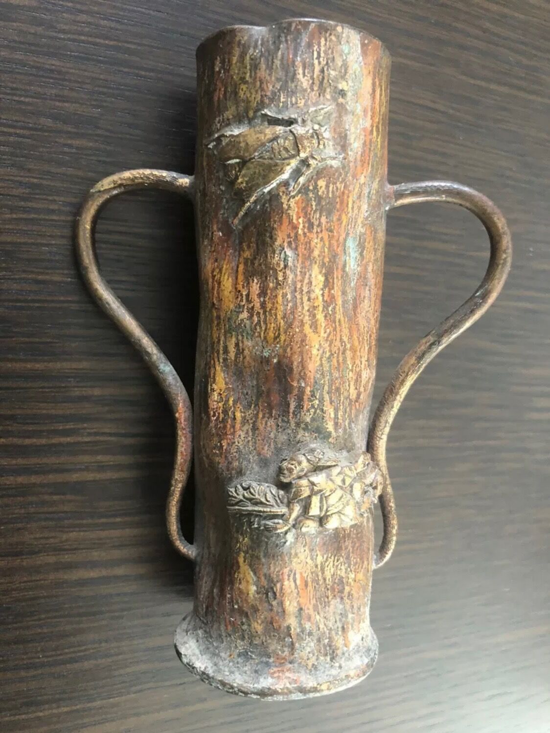 Vase à l'abeille, dinanderie Auguste Klein 1900