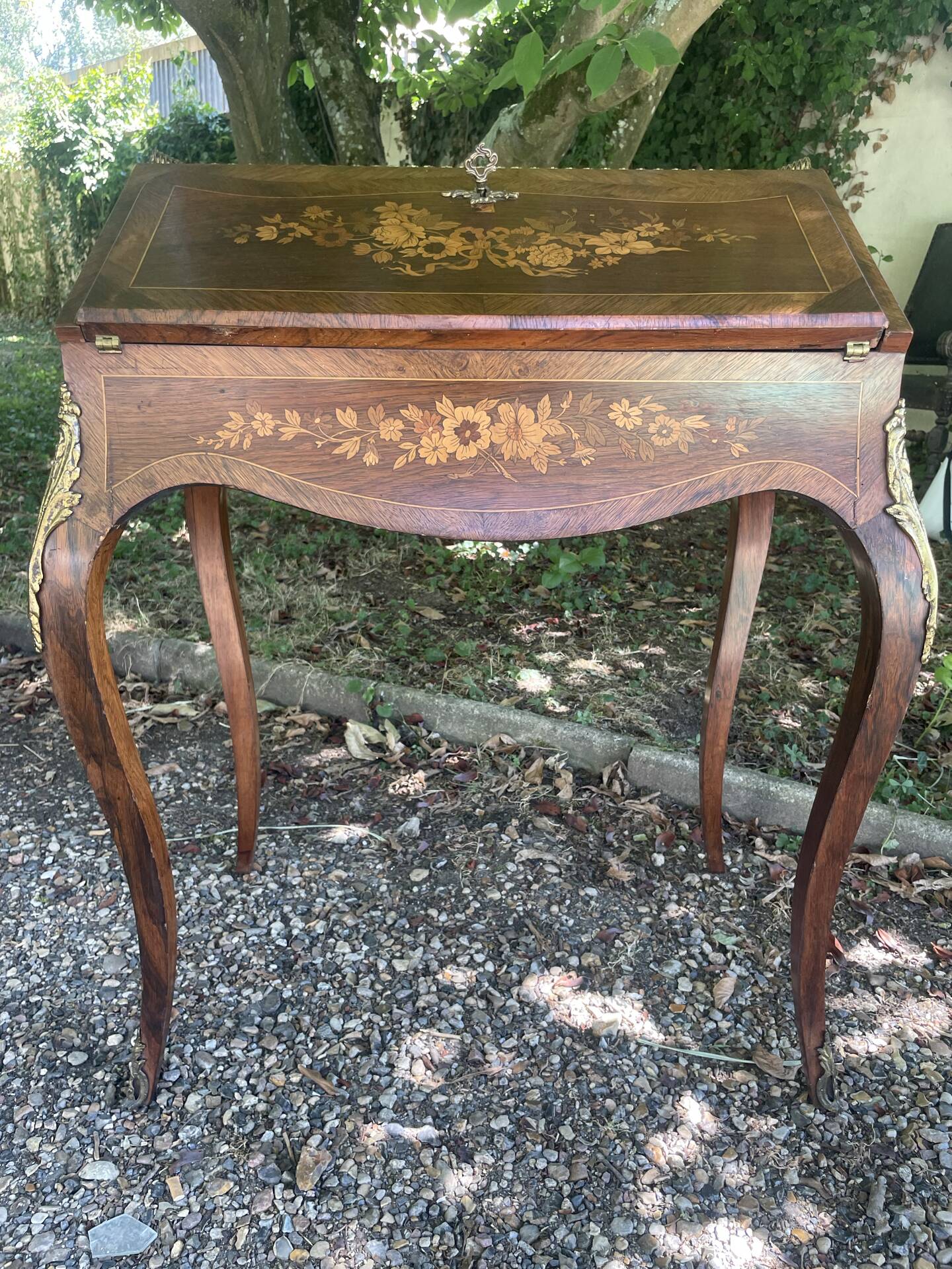 Bureau de dame ,dos d’âne fin XIX eme