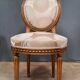 Chaise de style Louis XVI