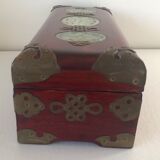 Chinese jewelry box in brass and Jade Mahogany wood