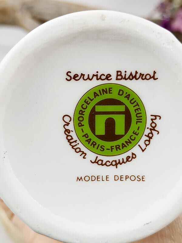 Porcelain ceramic milk pot from Paris d'Auteuil