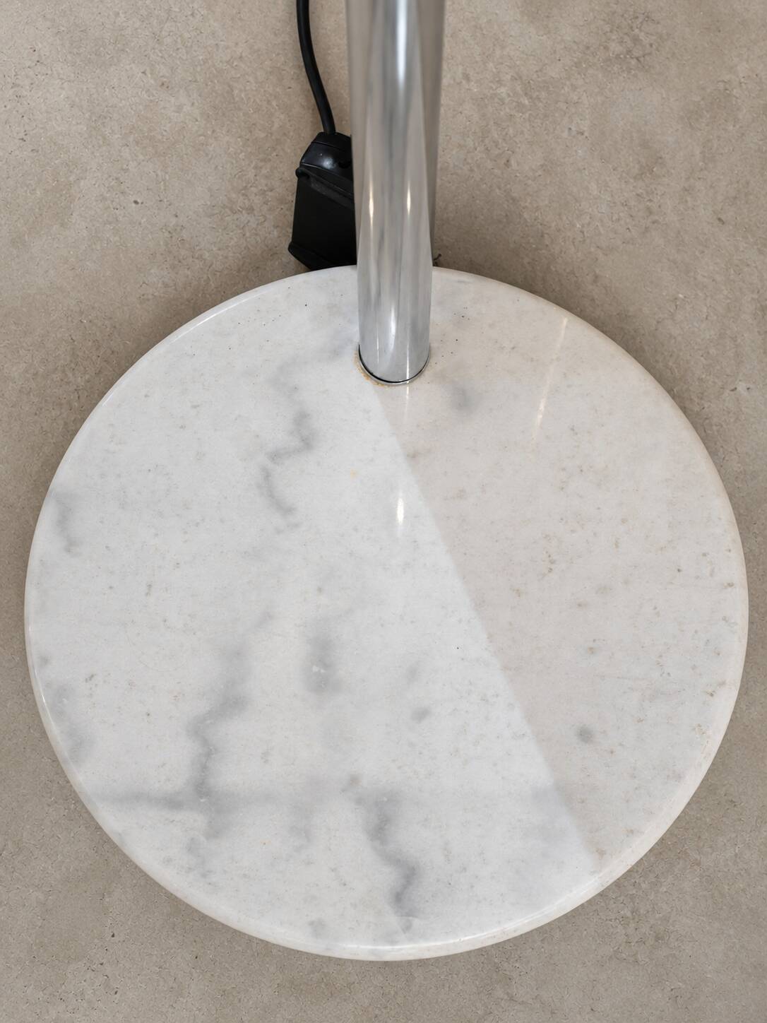 Arc floor lamp with marble base design