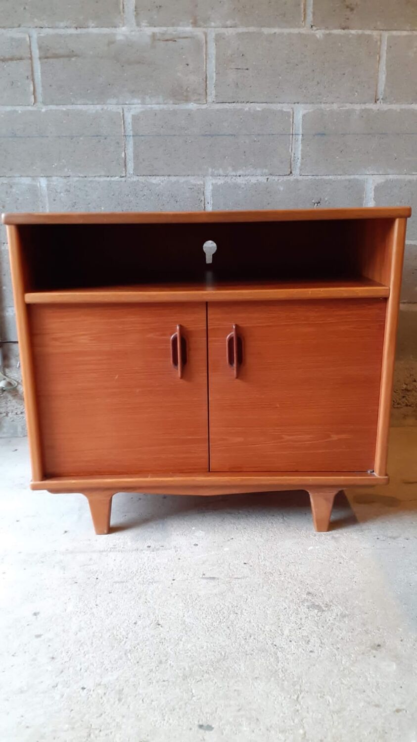 Scandinavian style teak chest of drawers 1970