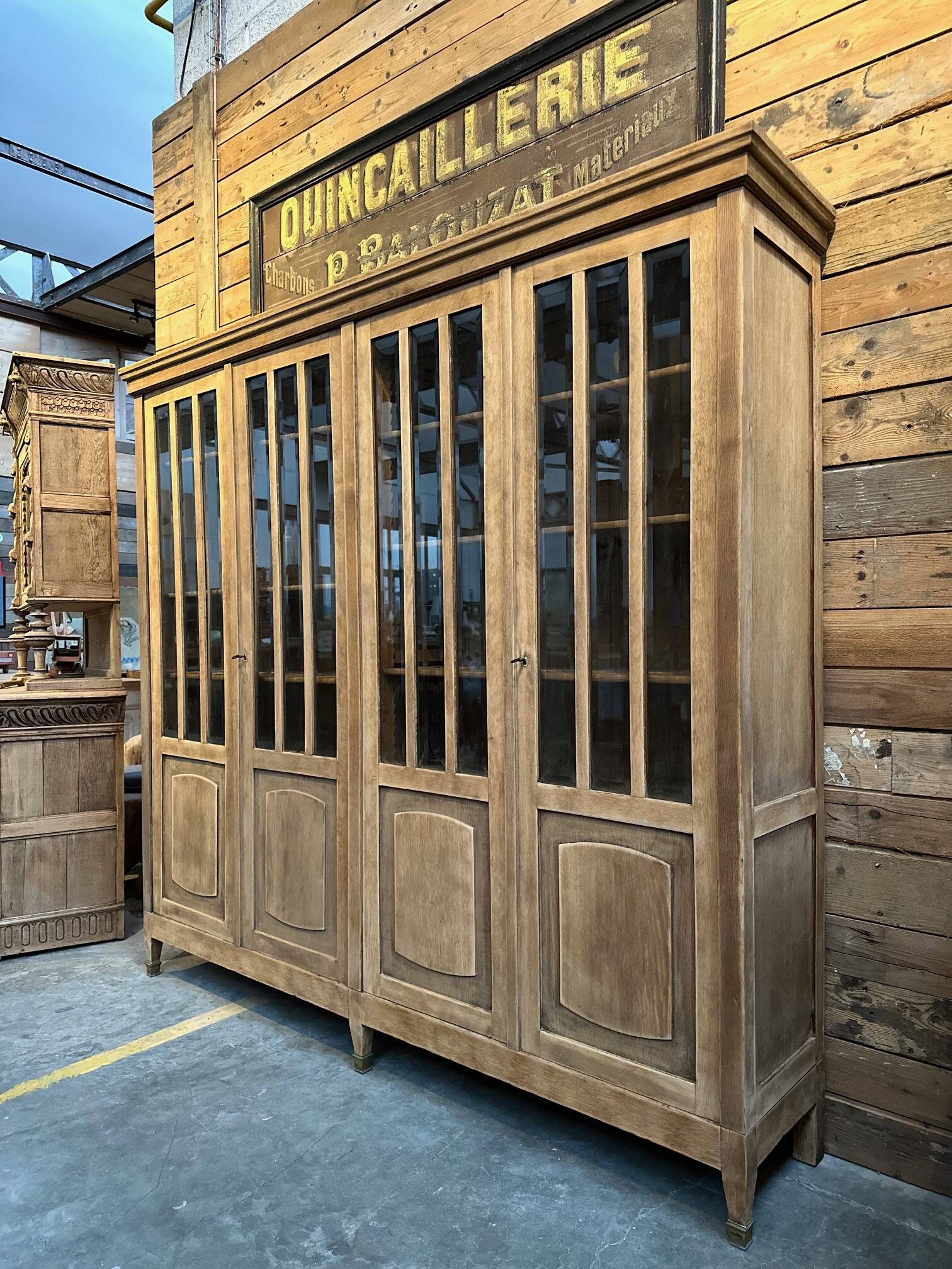 Grande Vitrine Début XXème en Chêne | Selency