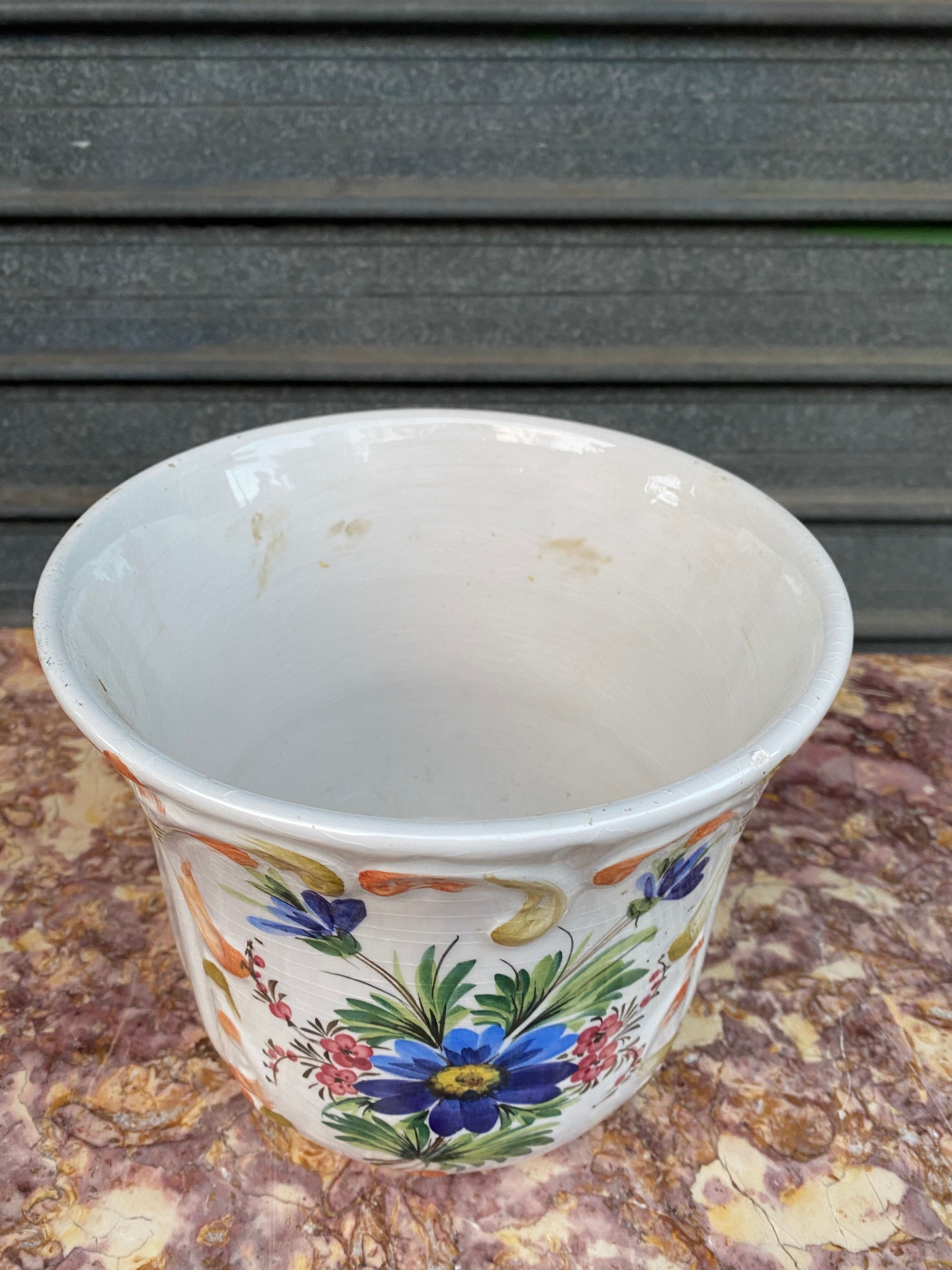 Earthenware pot cover