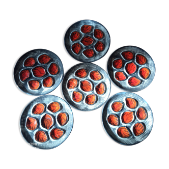 6 oyster plates in old MBFA slurry