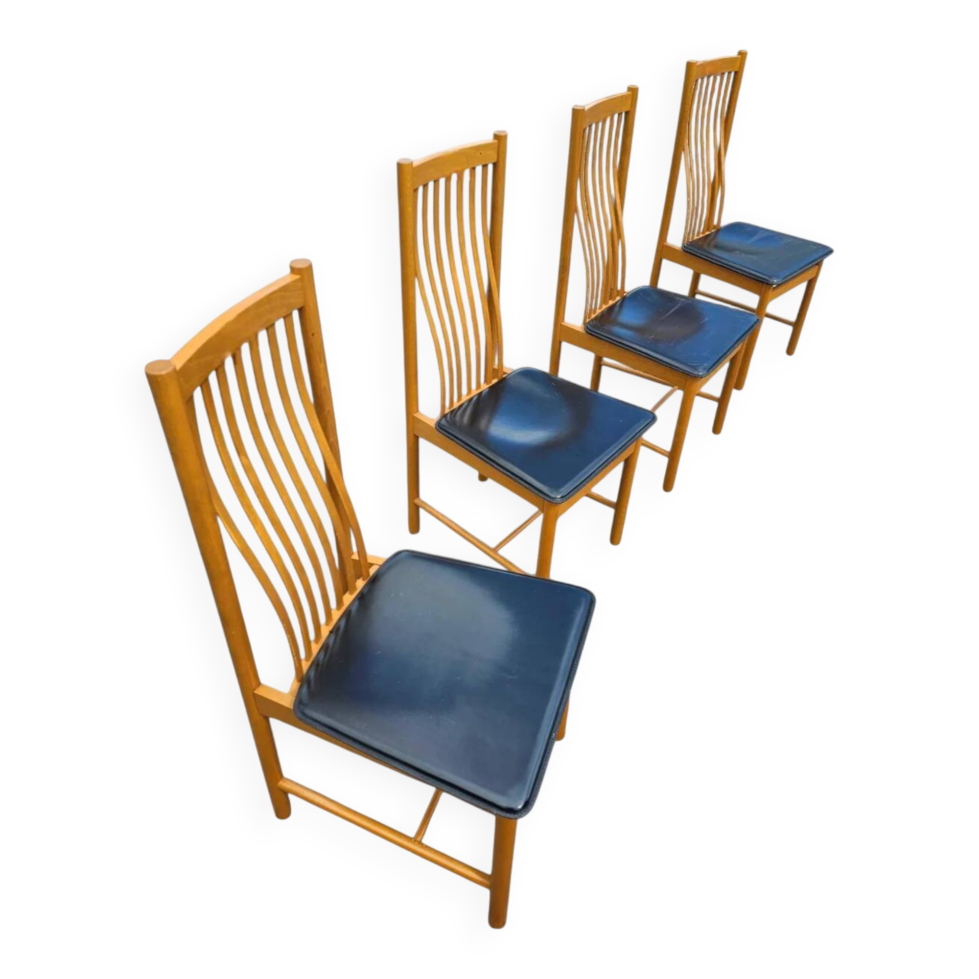 4 x Bros Nova chairs / leather seats