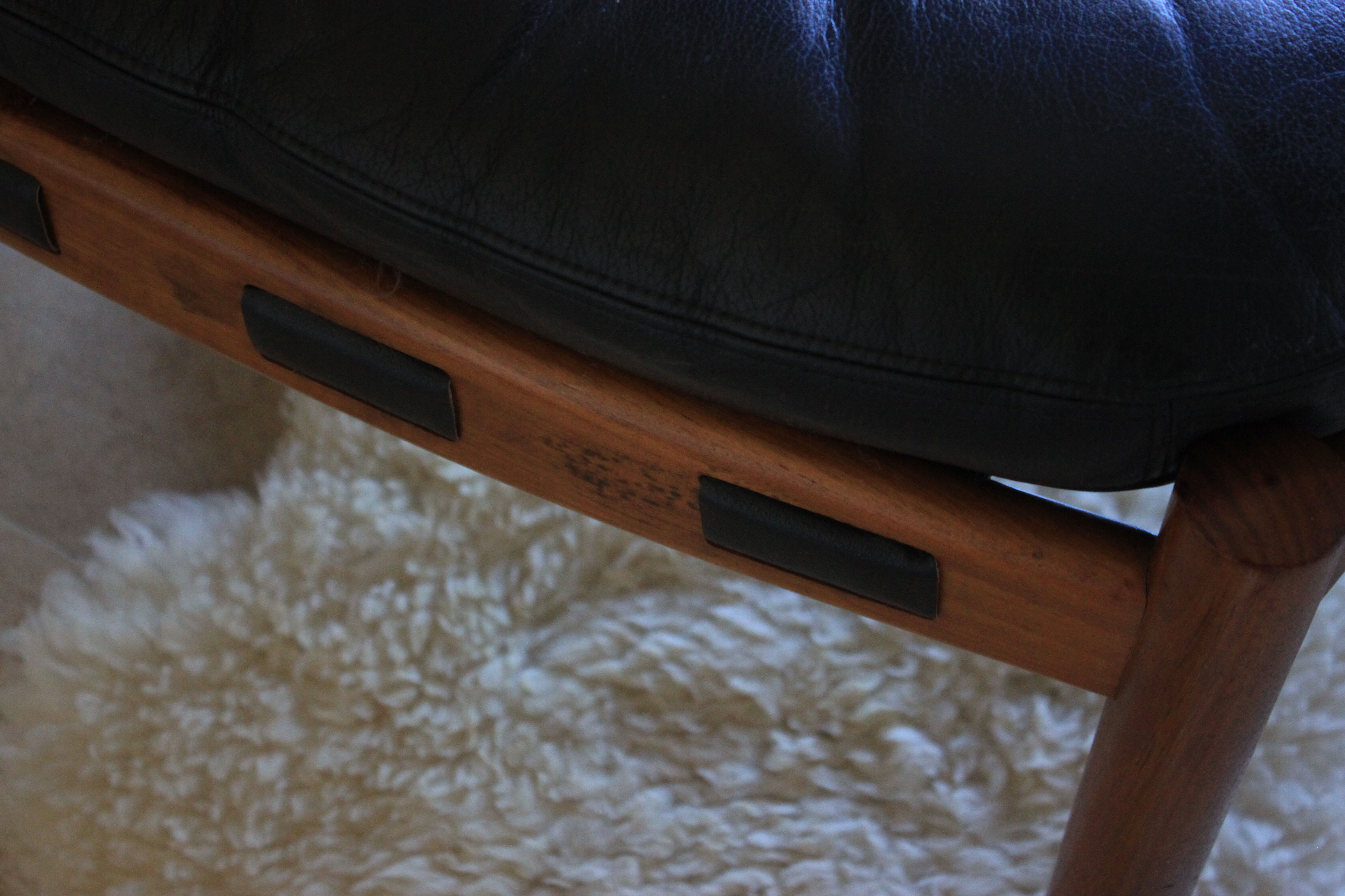 Danish Ottoman in rosewood and leather Arne Norell, 60s