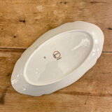 Plat en porcelaine, décor de fleurs