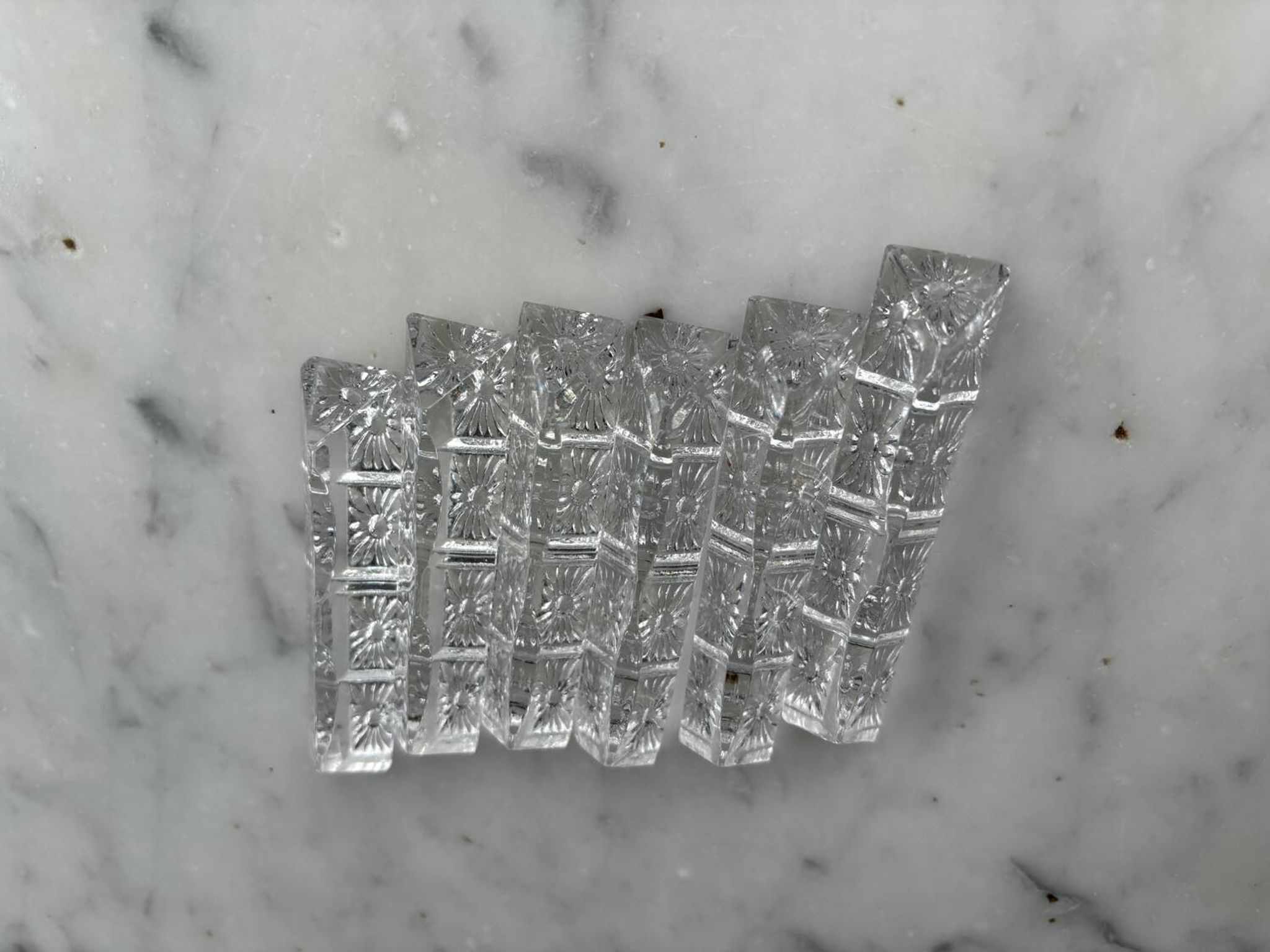 Set of 6 crystal knife holders