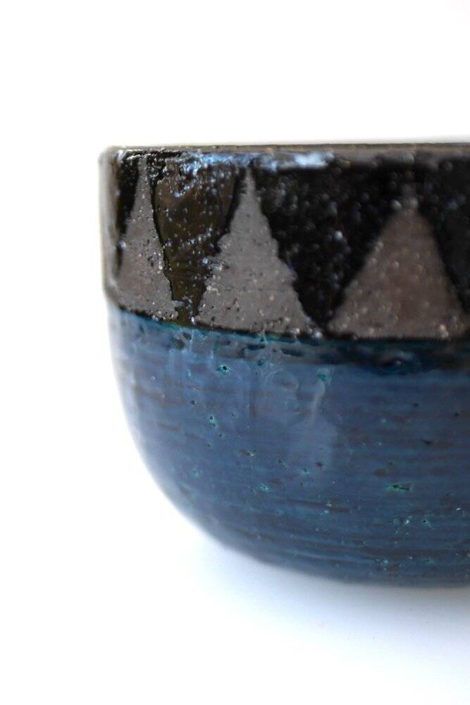 Mid-century modern Scandinavian bowl by Inger Persson for Rörstrand, 1970s