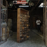Meuble de métier à tiroirs