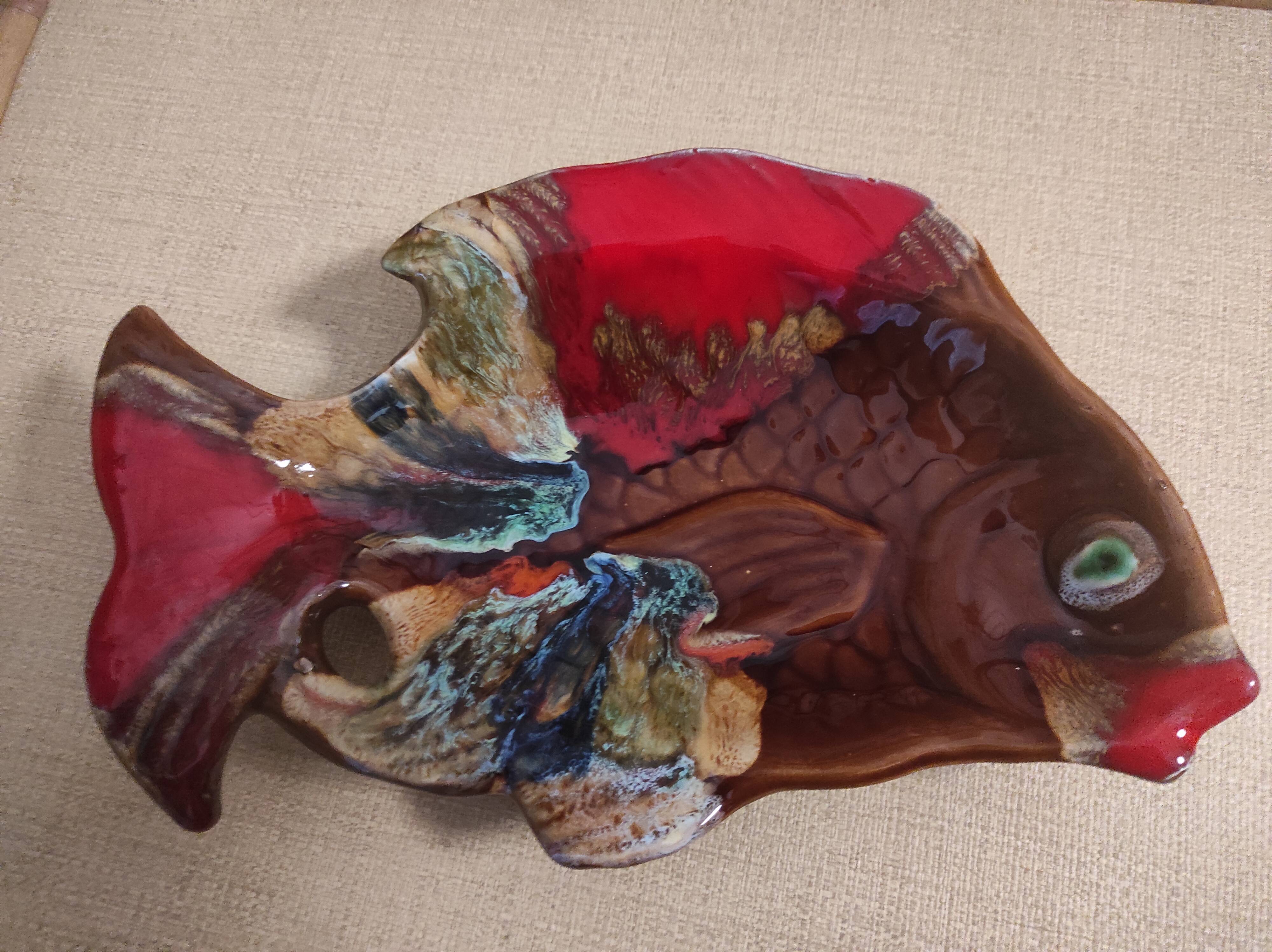1950s glazed ceramic dish