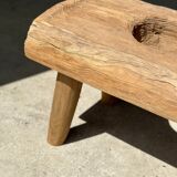 Side table in blond teak openwork tray