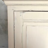 Armoire parisienne