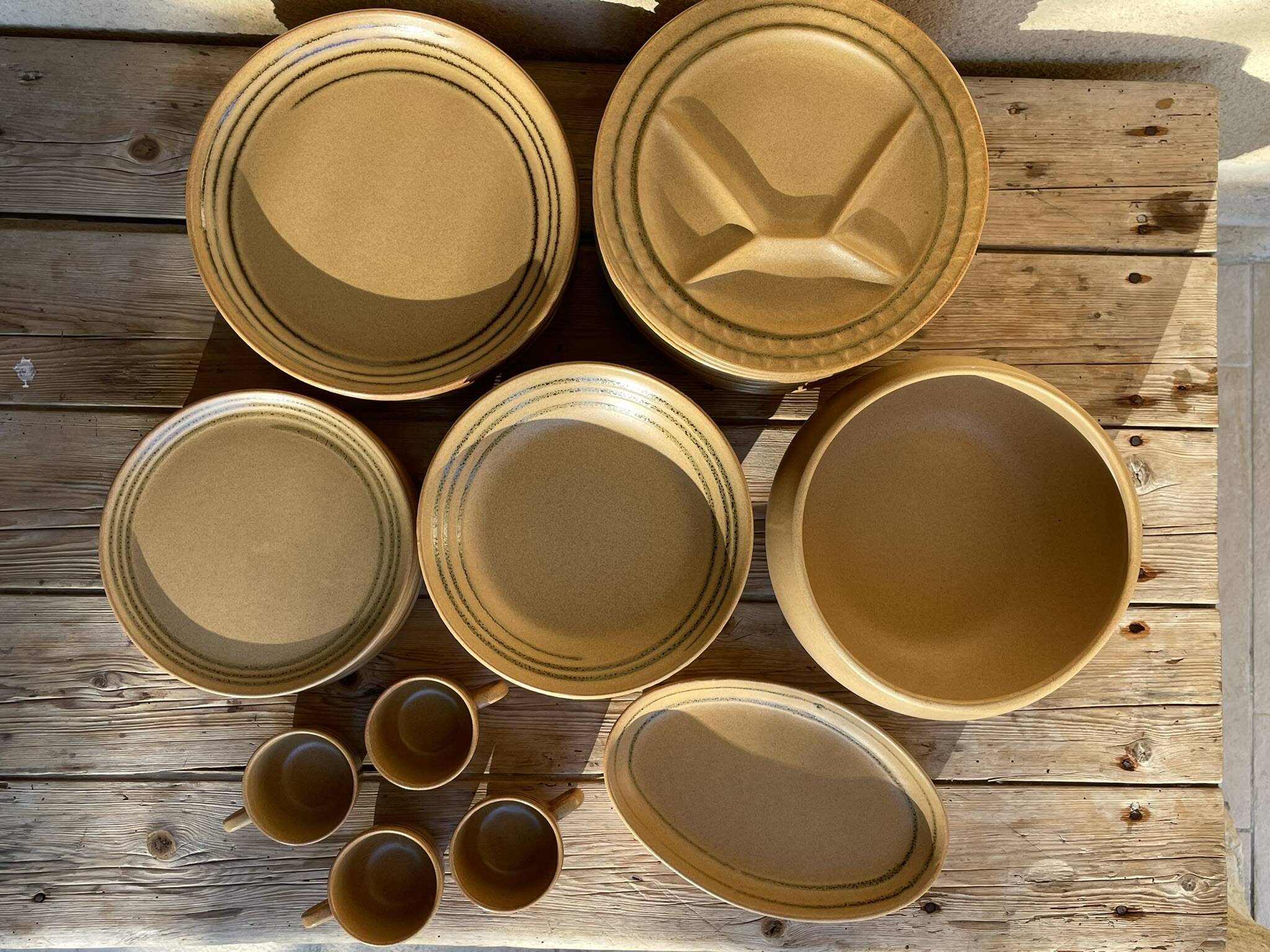 Sarreguemines Atelier d'Art sandstone set