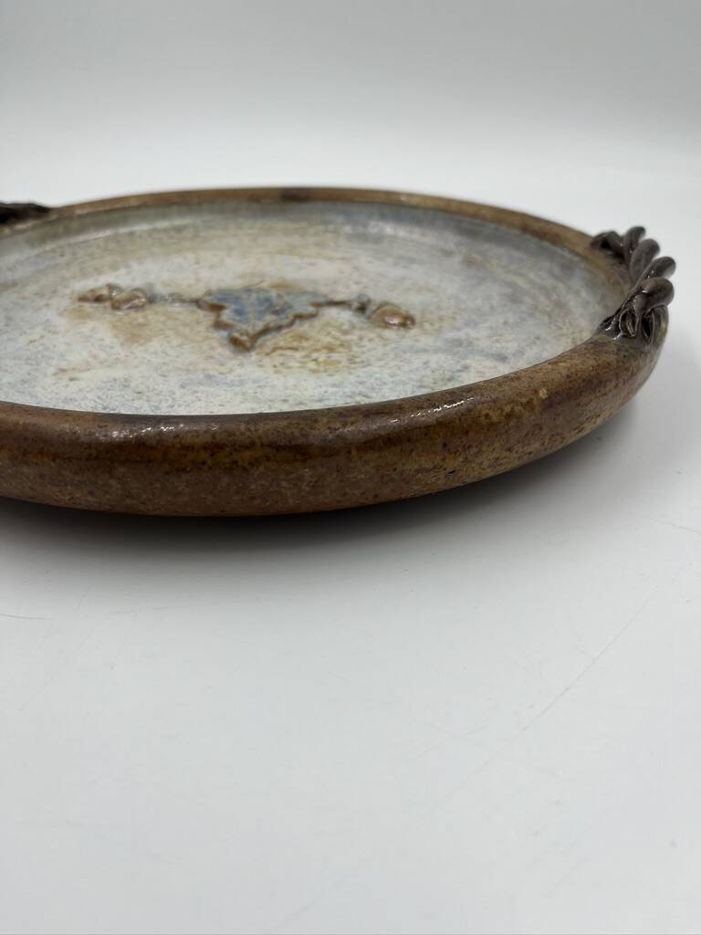 Stoneware fruit dish