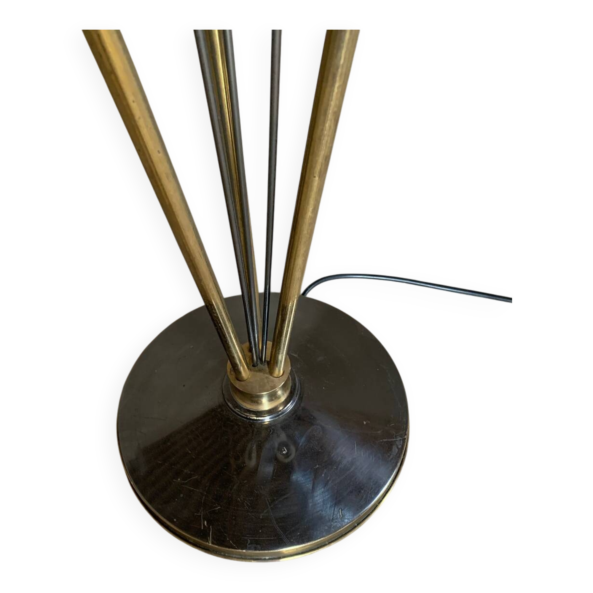 Vintage reed floor lamp in black metal and brass with three white opalines