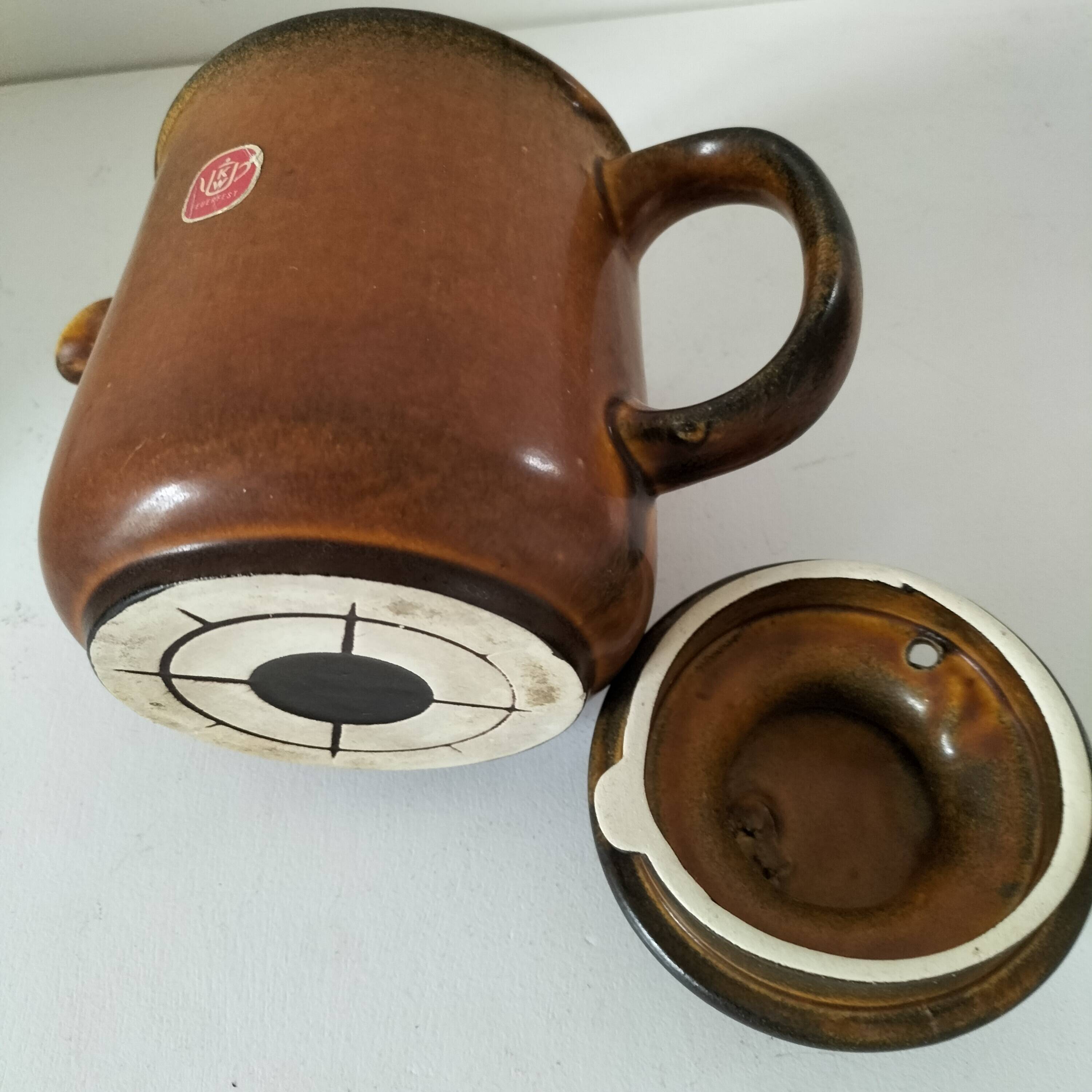 Waku feuerfest coffee maker in stoneware