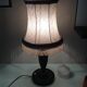 Lampe en bois tourné et abat en tissu beige style art déco / années 40-50