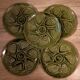 5 assiettes a huîtres en barbotine verte