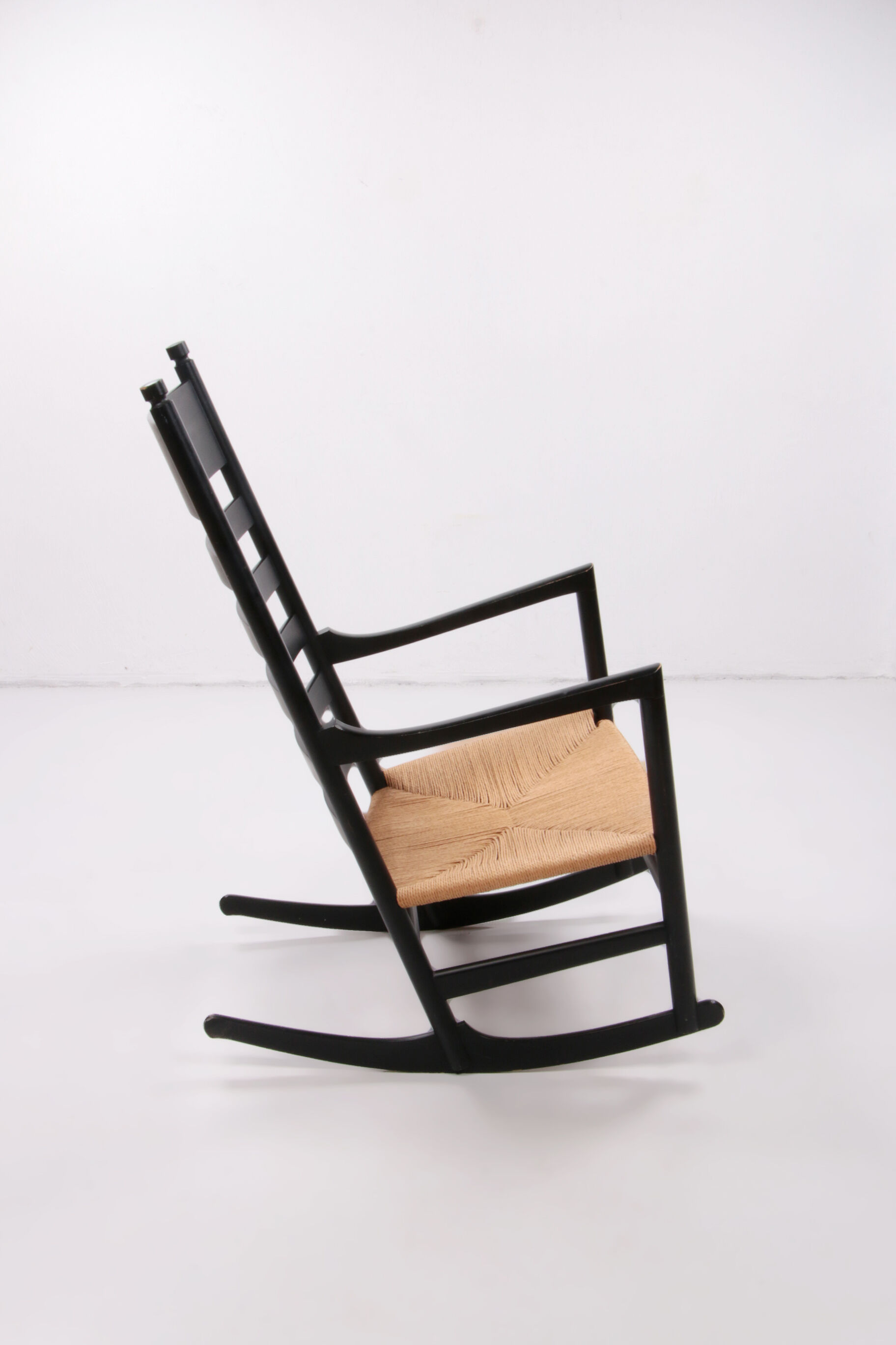 Danish Design Rocking chair design by Hans.J.Wegner Model ch45