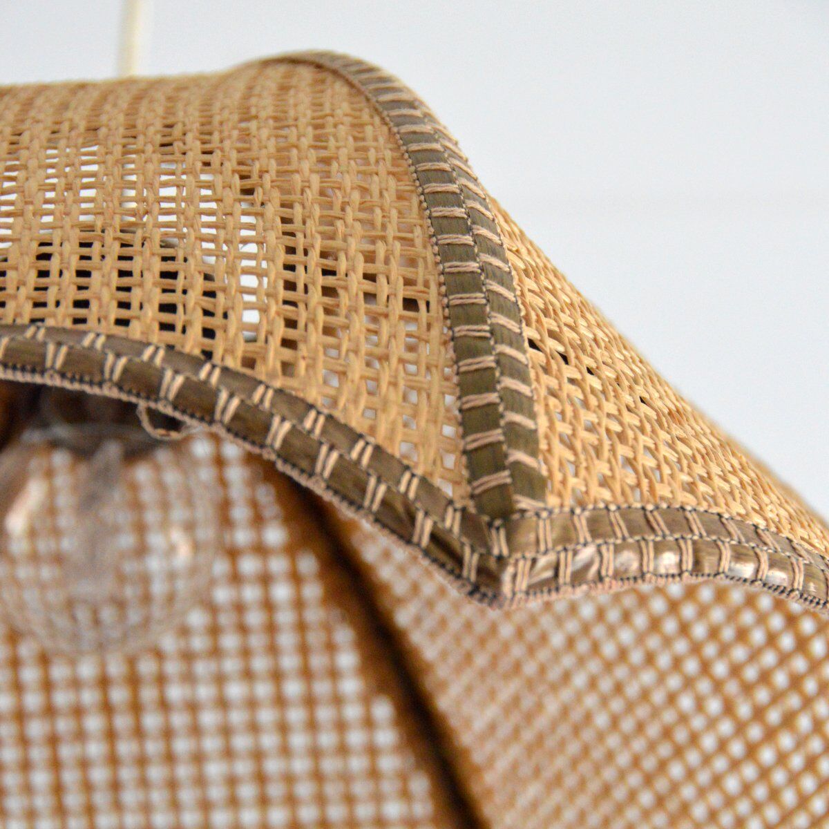 Suspension braided fibers 1970 vintage