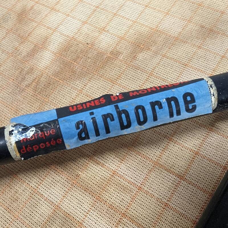 Vintage chair André Simard for Airborne