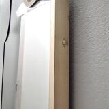 Miroir mural en forme de bouclier avec cadre en laiton, Italie