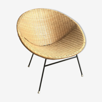 Vintage laminated rattan chair